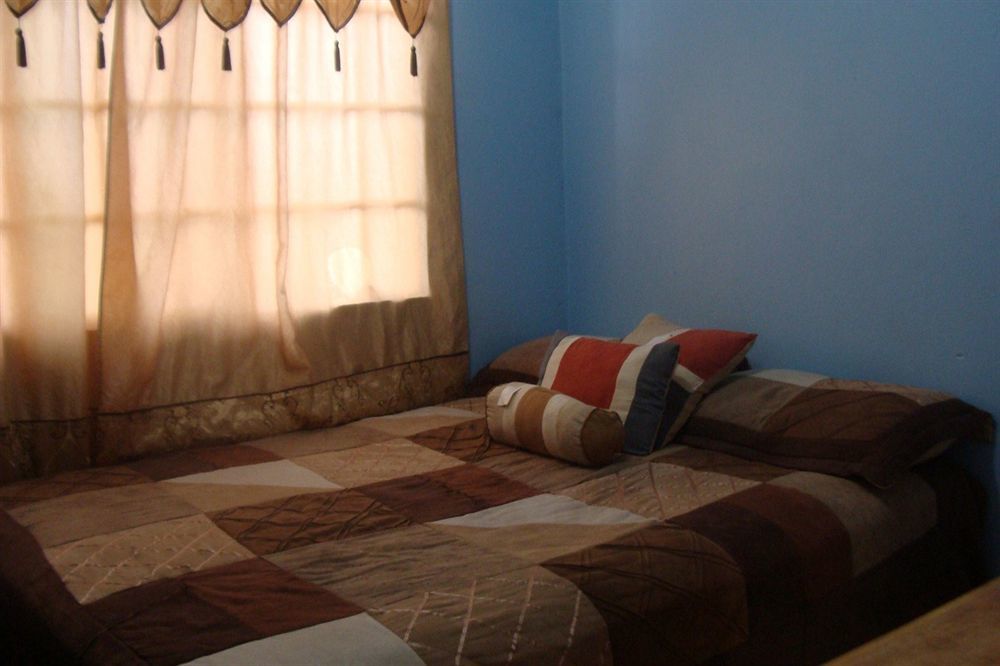 Hotel Noon's Visitor's 4*