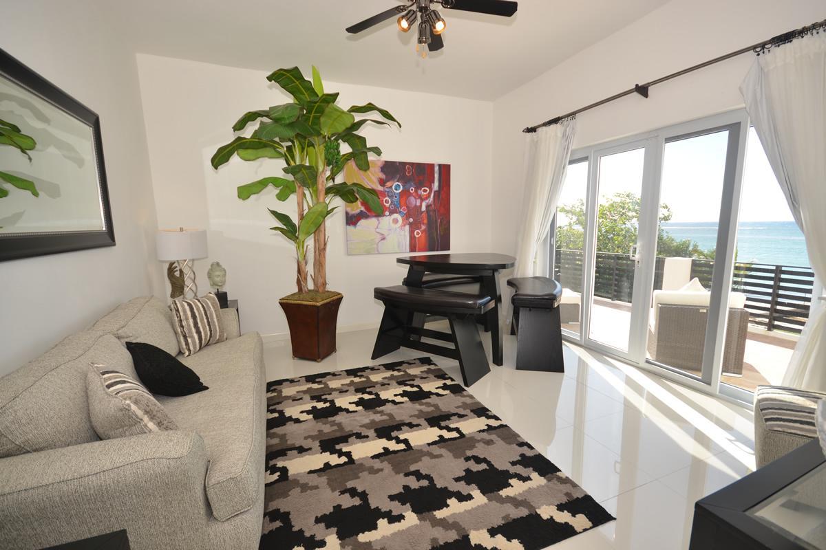Villa Dreamtime By The Sea Seven Bedroom *