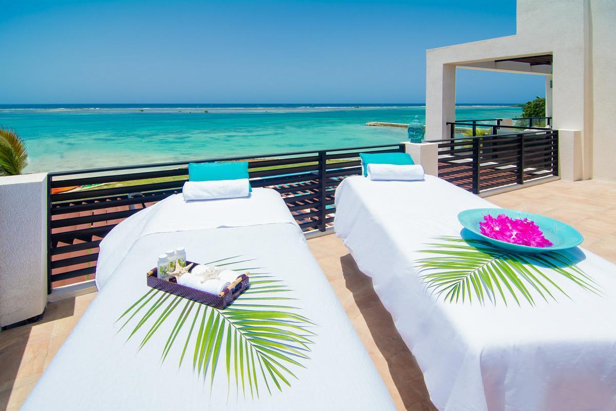 Dreamtime By The Sea Seven Bedroom Villa