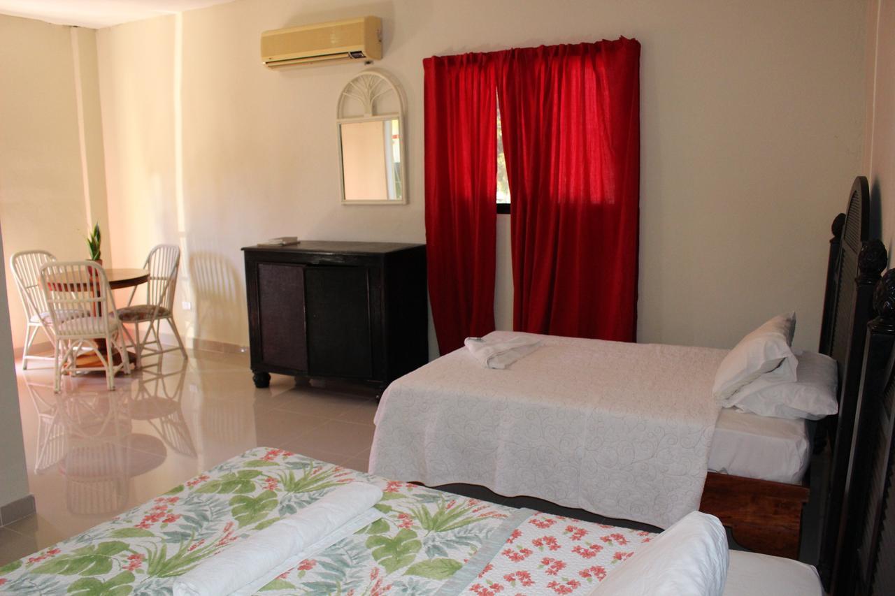 Guarocuya De Hotel Barahona