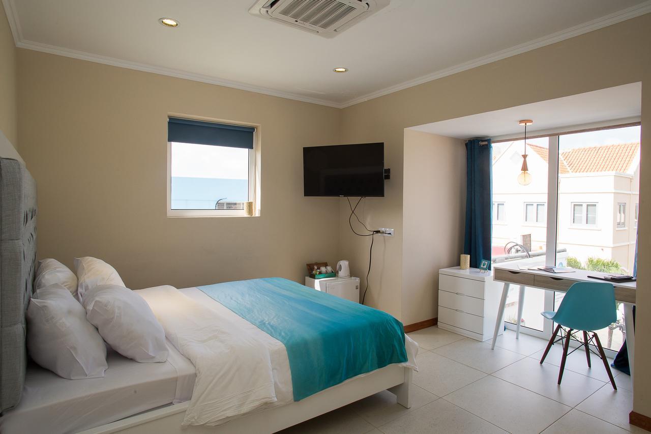 Hotel Islander Bonaire 3*