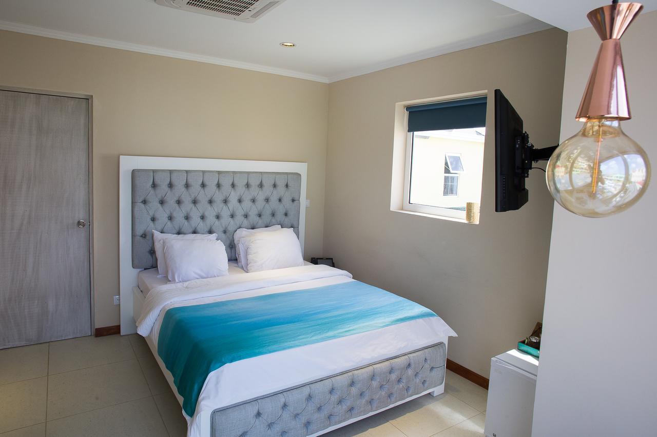 Islander Bonaire 3*