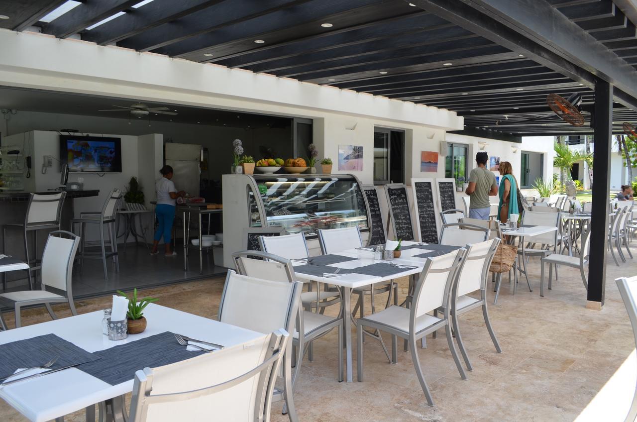 Aligio Beachfront Paradise Apartment