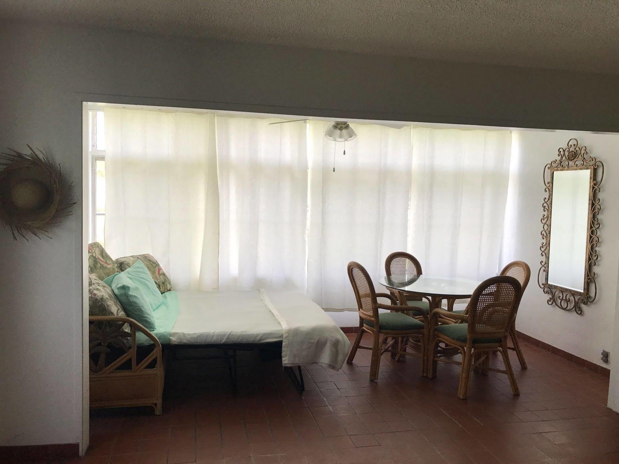 Sapphire Sanctuary By The Sea 3*