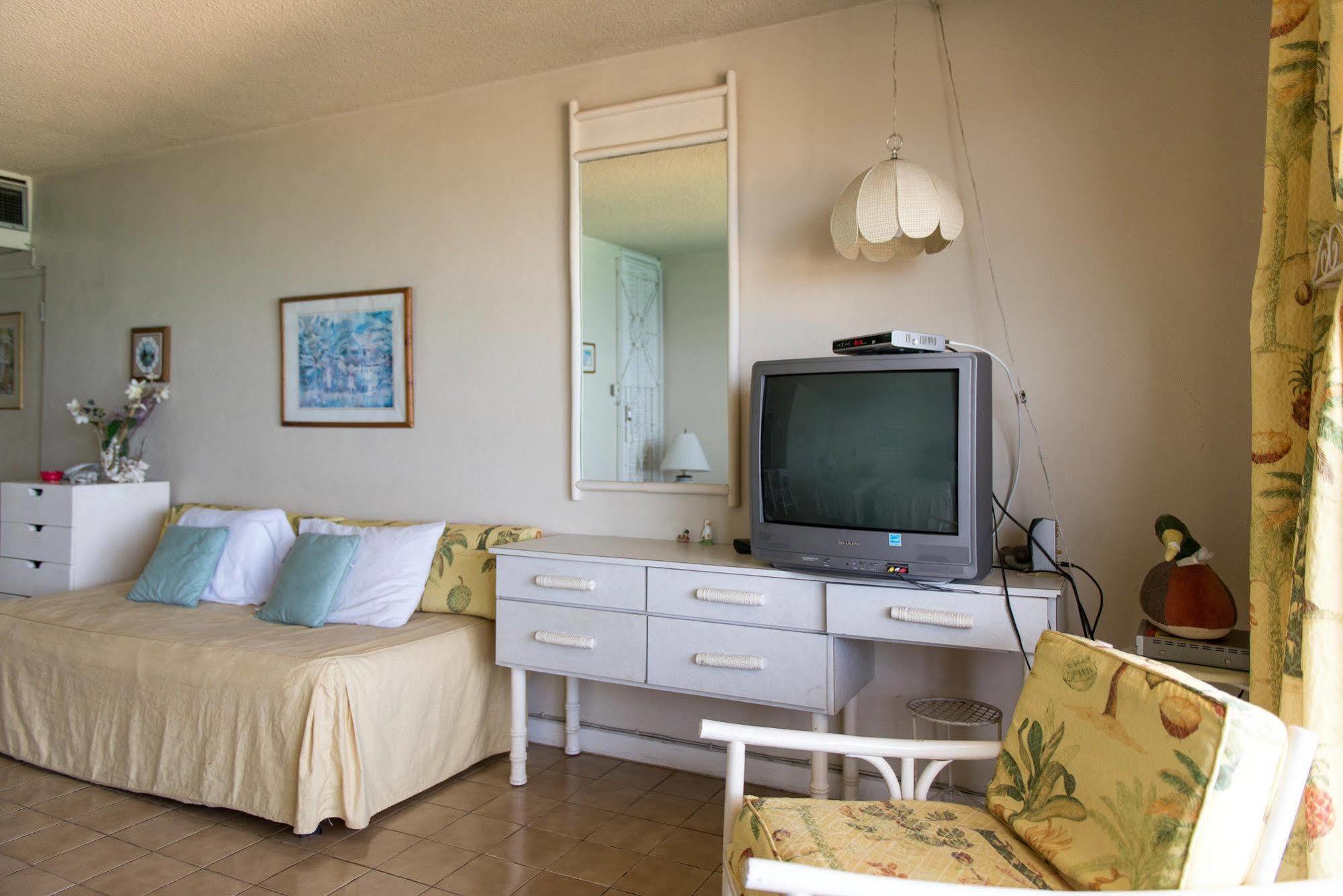 Coral Reef Beach Suite At Montego Bay Club Resort