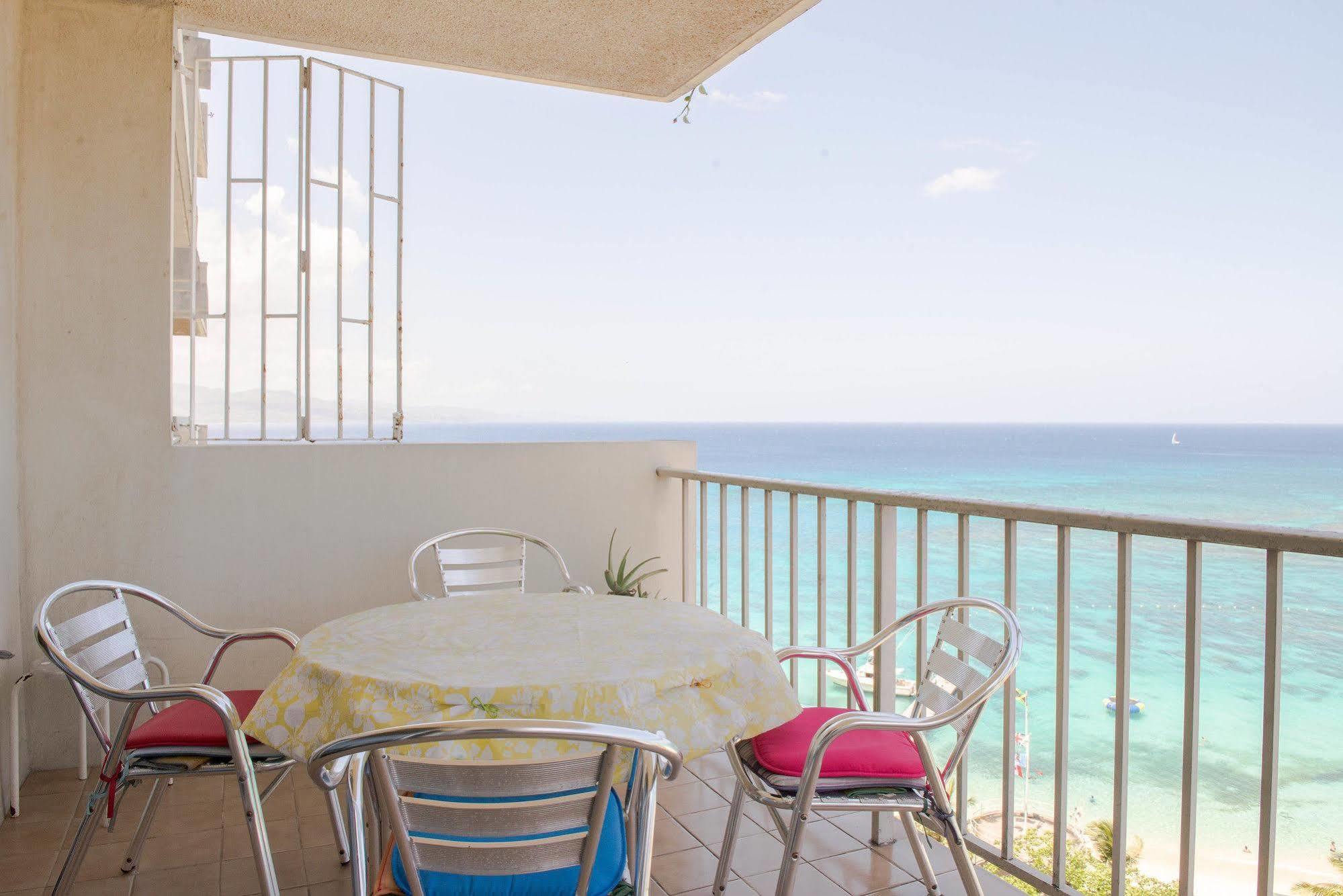 Hotel Coral Reef Beach Suite At Montego Bay Club Resort
