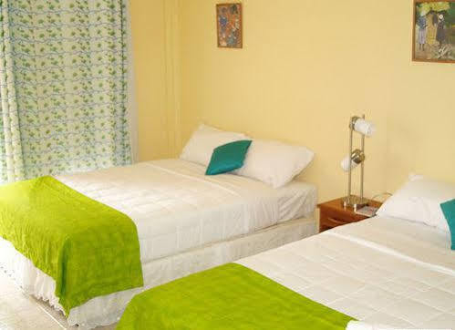 Canoe Bay Resort Lowlands