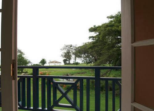 Canoe Bay 2*