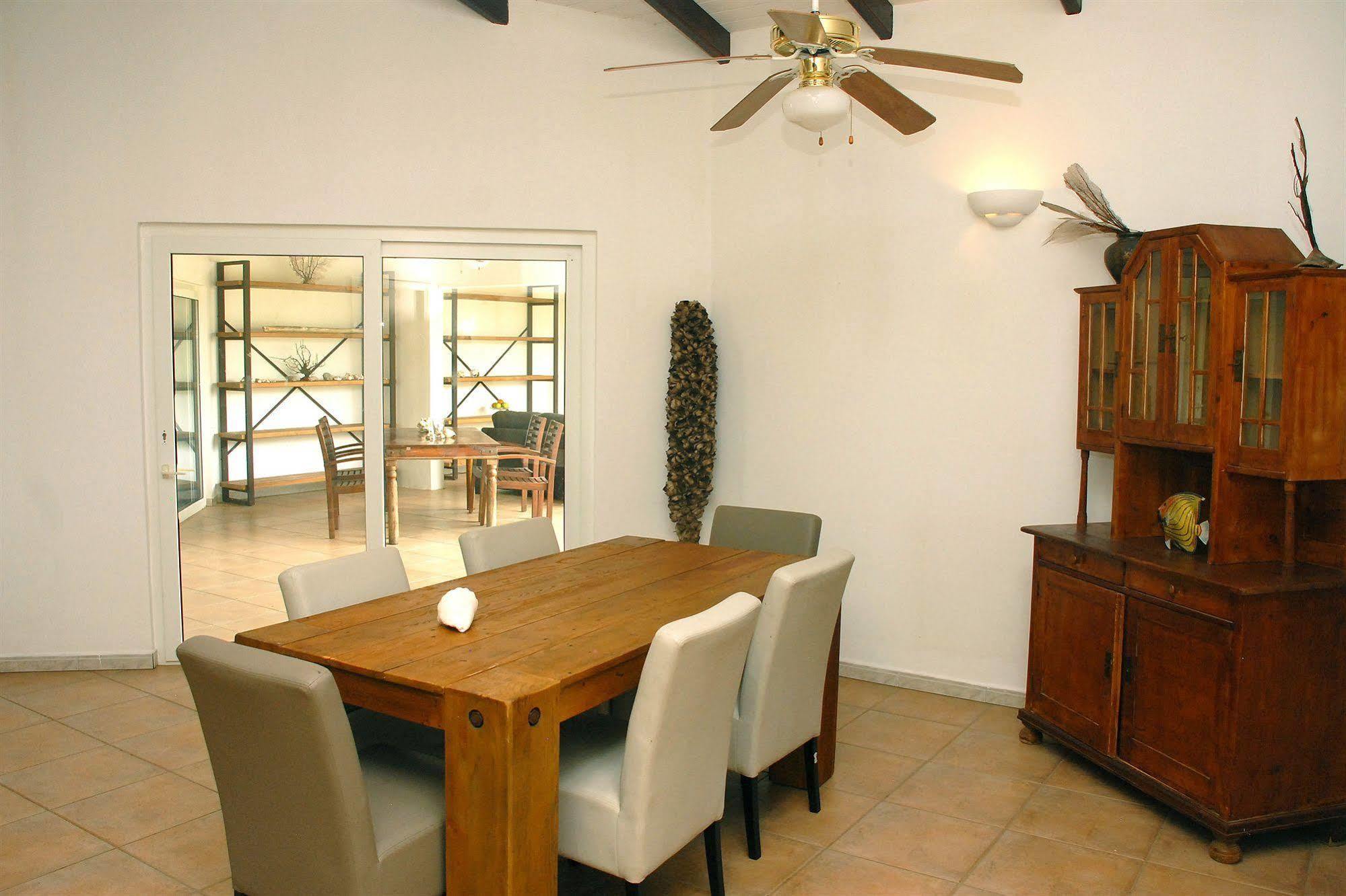 Aparthotel Yacht Club 3*