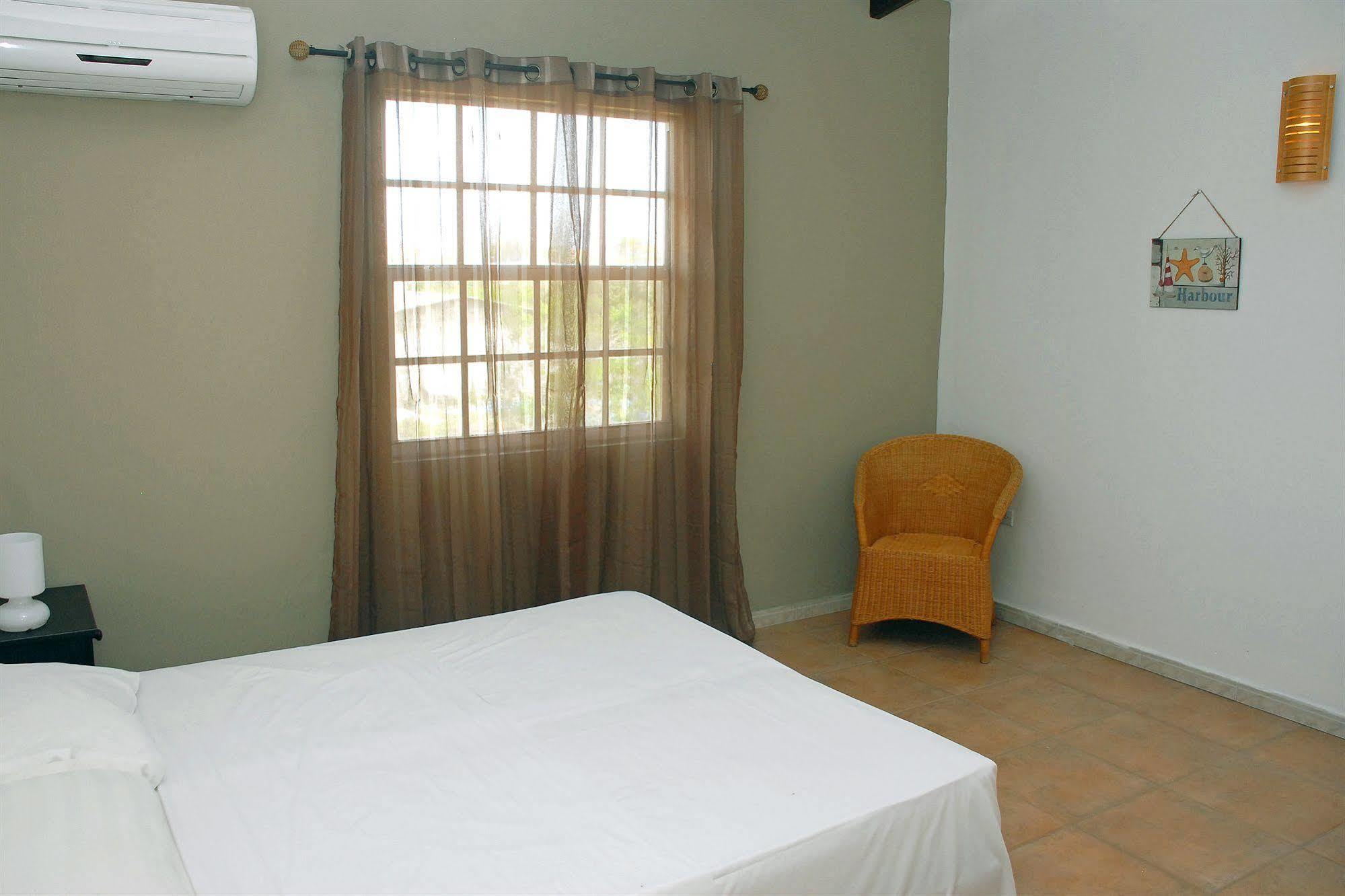 Aparthotel Yacht Club