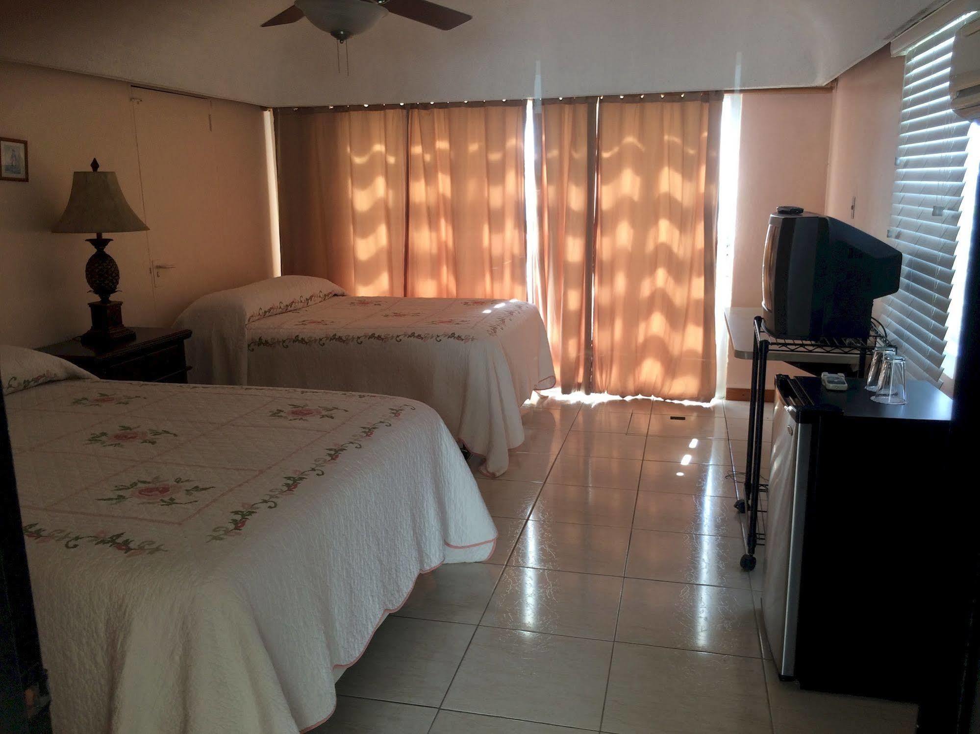 Burt Hotel Road Town (Tortola)