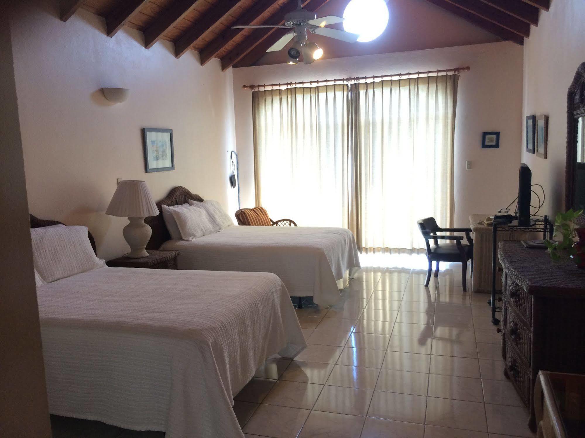 Hotel Burt Road Town (Tortola)