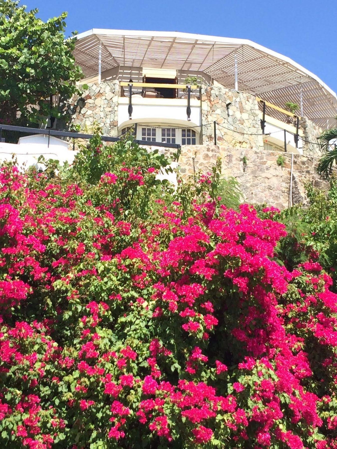 Burt 2* Road Town (Tortola)