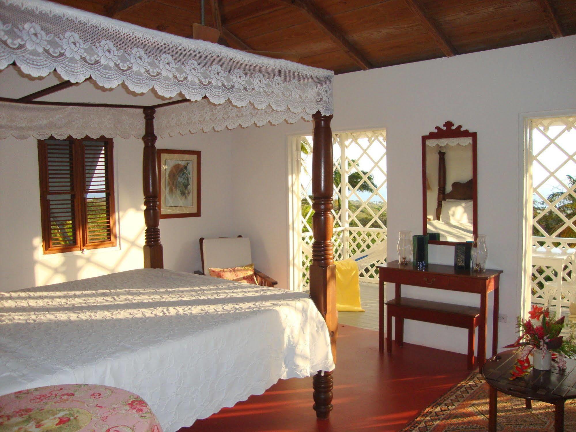 The Hermitage Guest house Pond Hill
