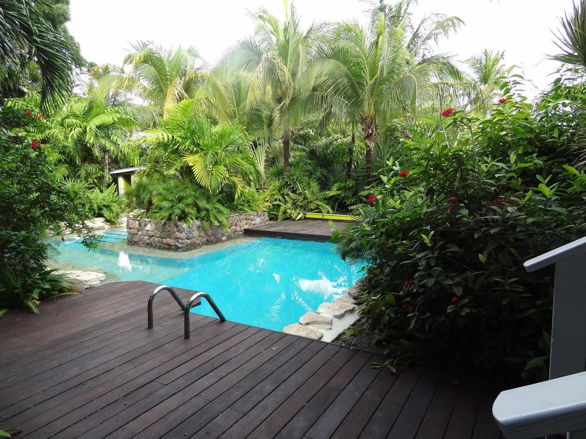 Le Jardin Creole Pensão St. John's