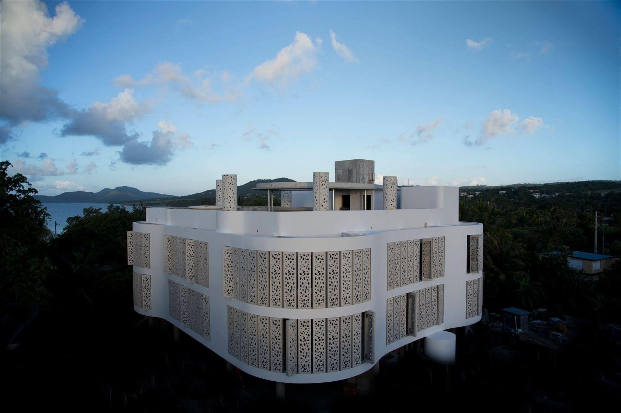 El Blok Hotel 4*