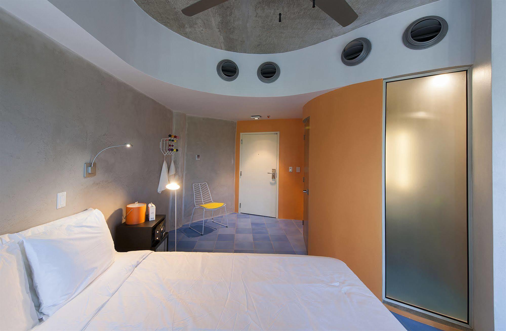 El Blok Hotel