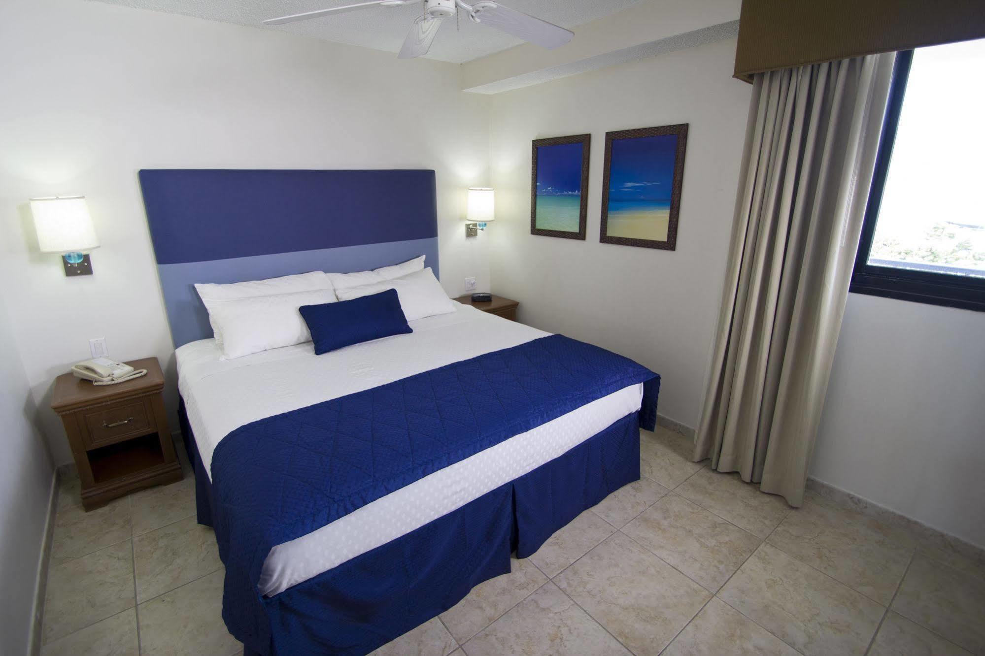 Resort Hilton Vacation Club Royal Palm St Maarten 3*