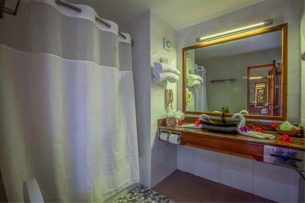 Le Grand Courlan Adults Only 3* Black Rock