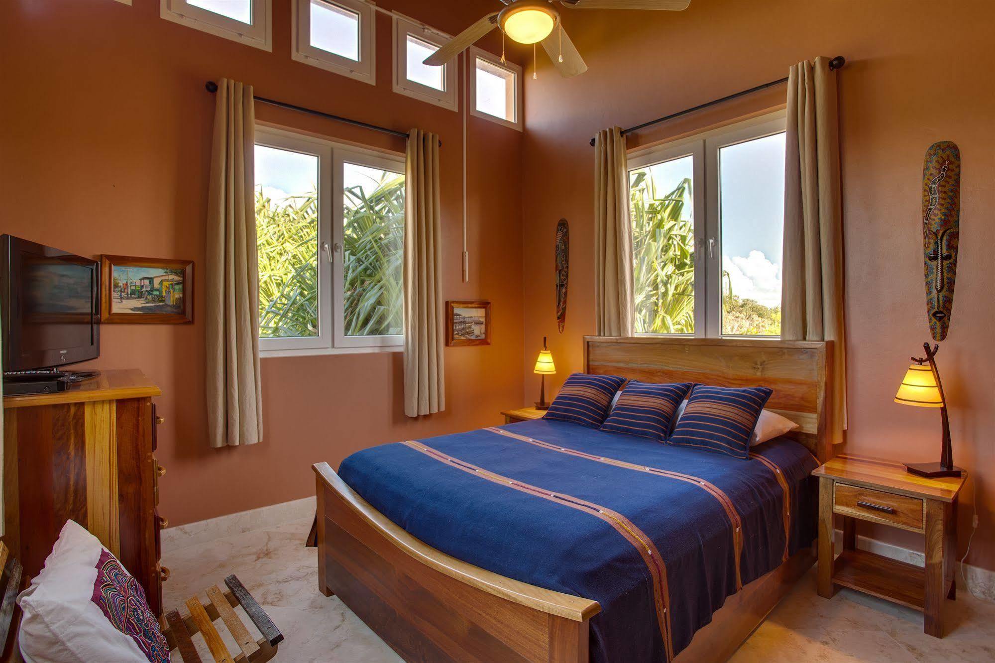 Belizean Cove Estates 4*