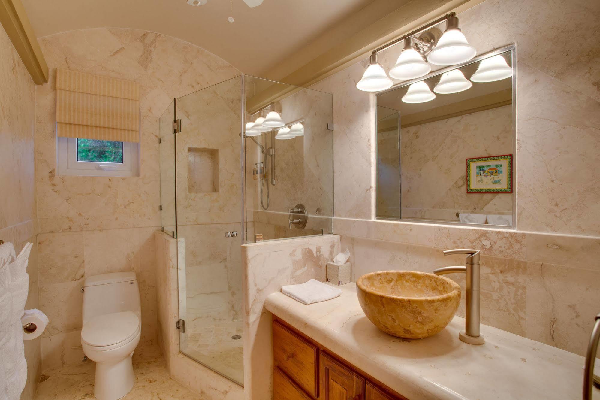 Belizean Cove Estates