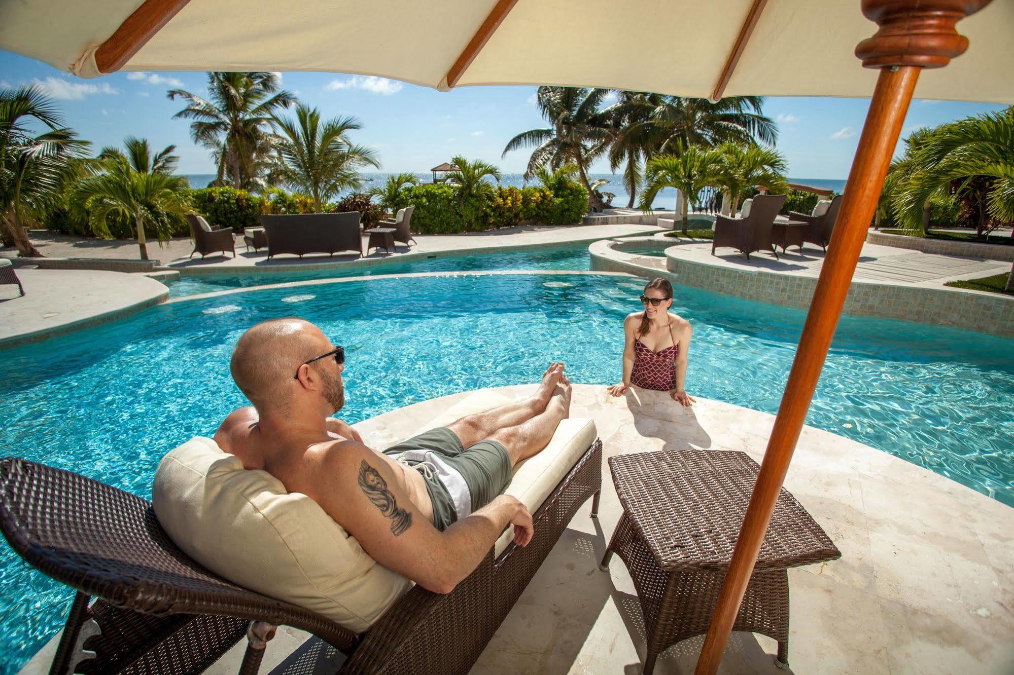 Hotel Belizean Cove Estates