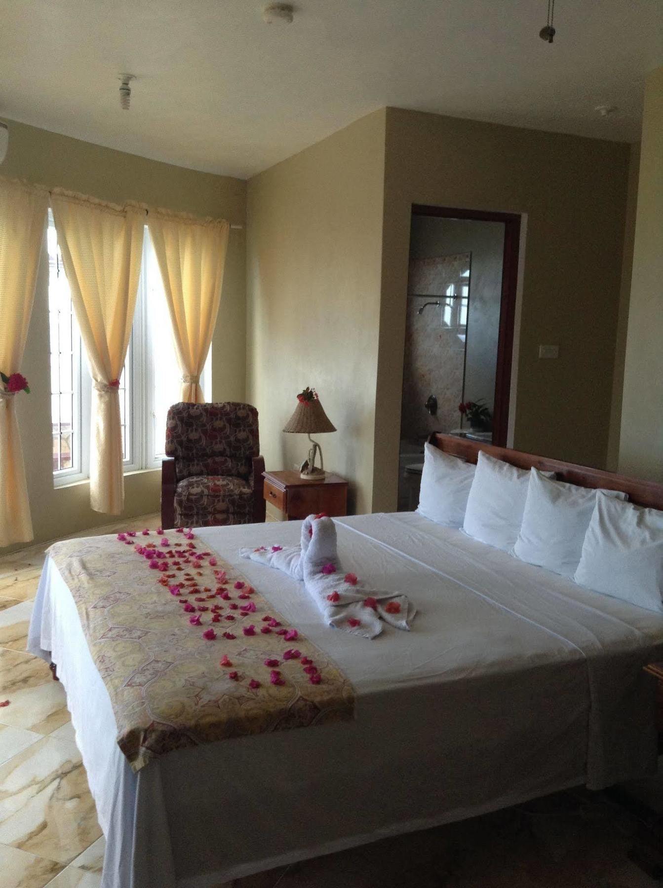 Waters Edge * Montego Bay