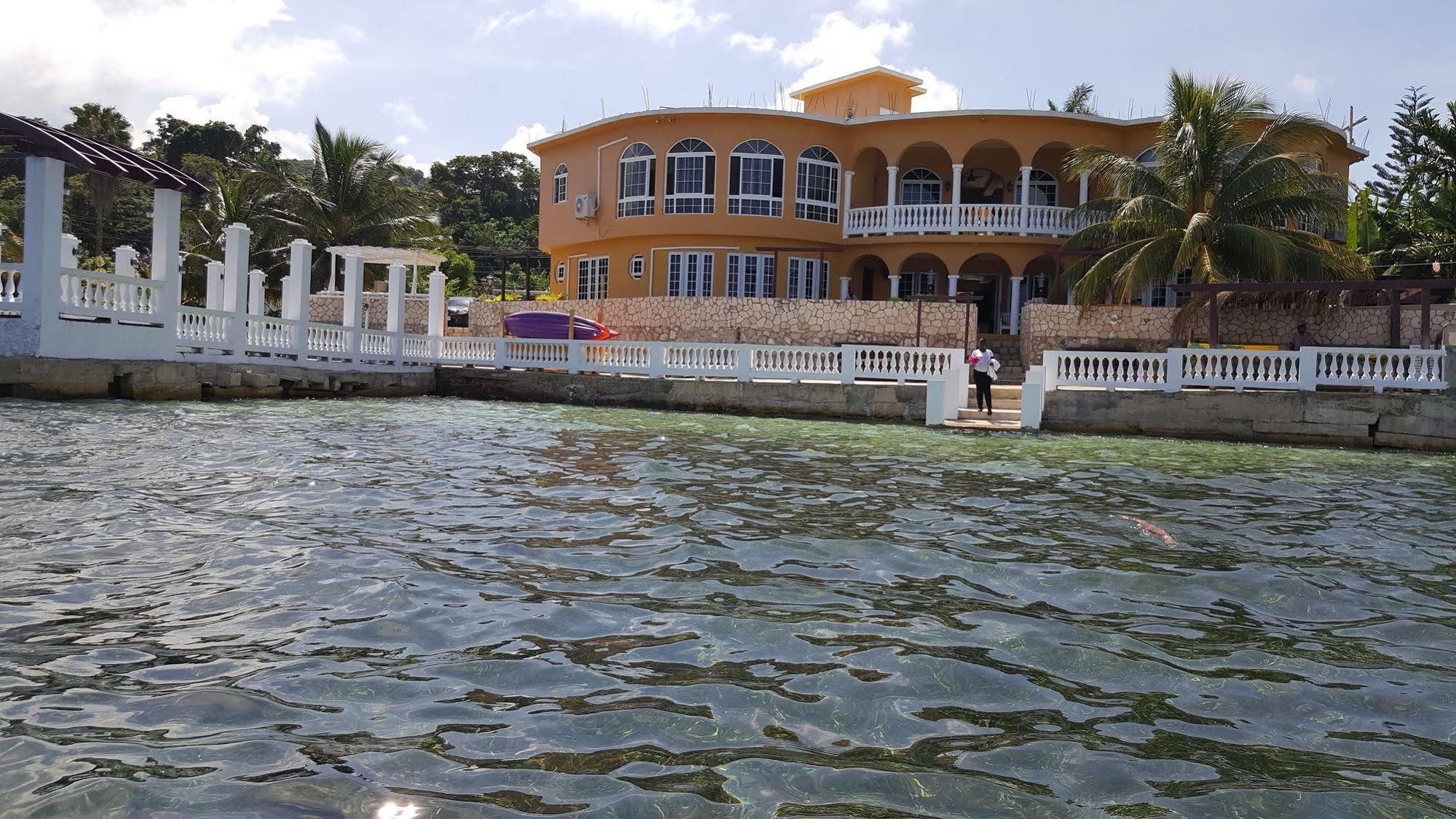 Waters Edge Hospedagem domiciliar