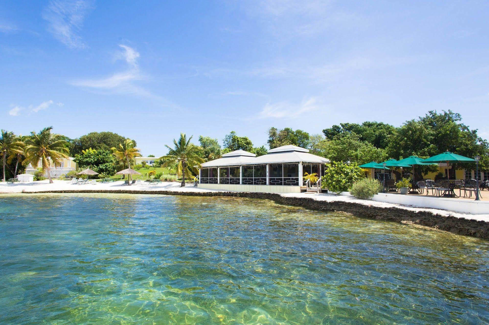 Resort Green Turtle Club & Marina