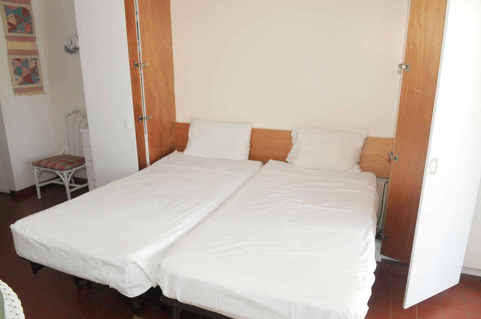 Crystal Cove Hotel 4*