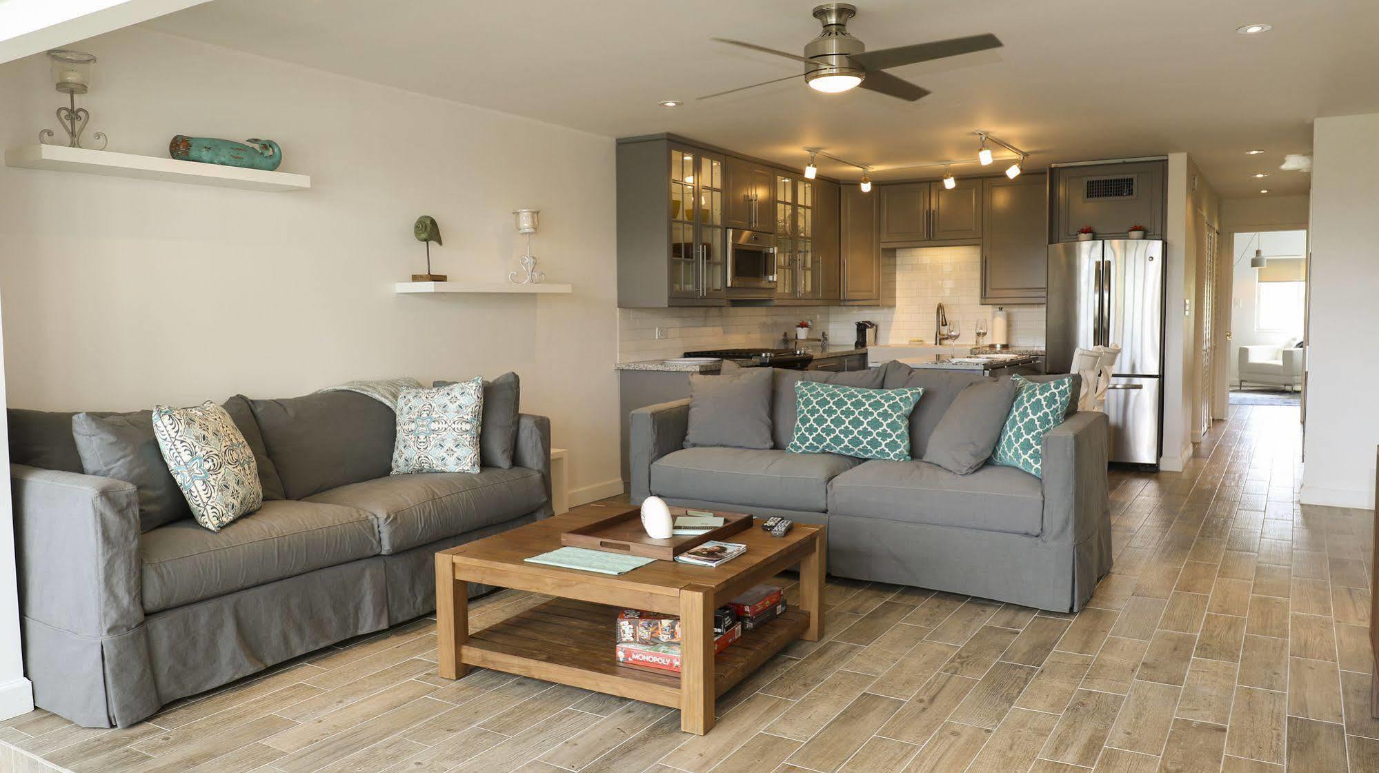 Crystal Cove Hotel 4*