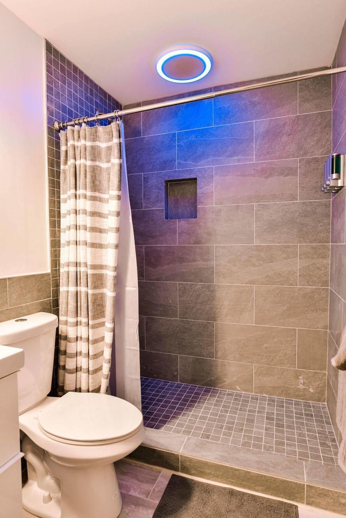 Crystal Cove 4*