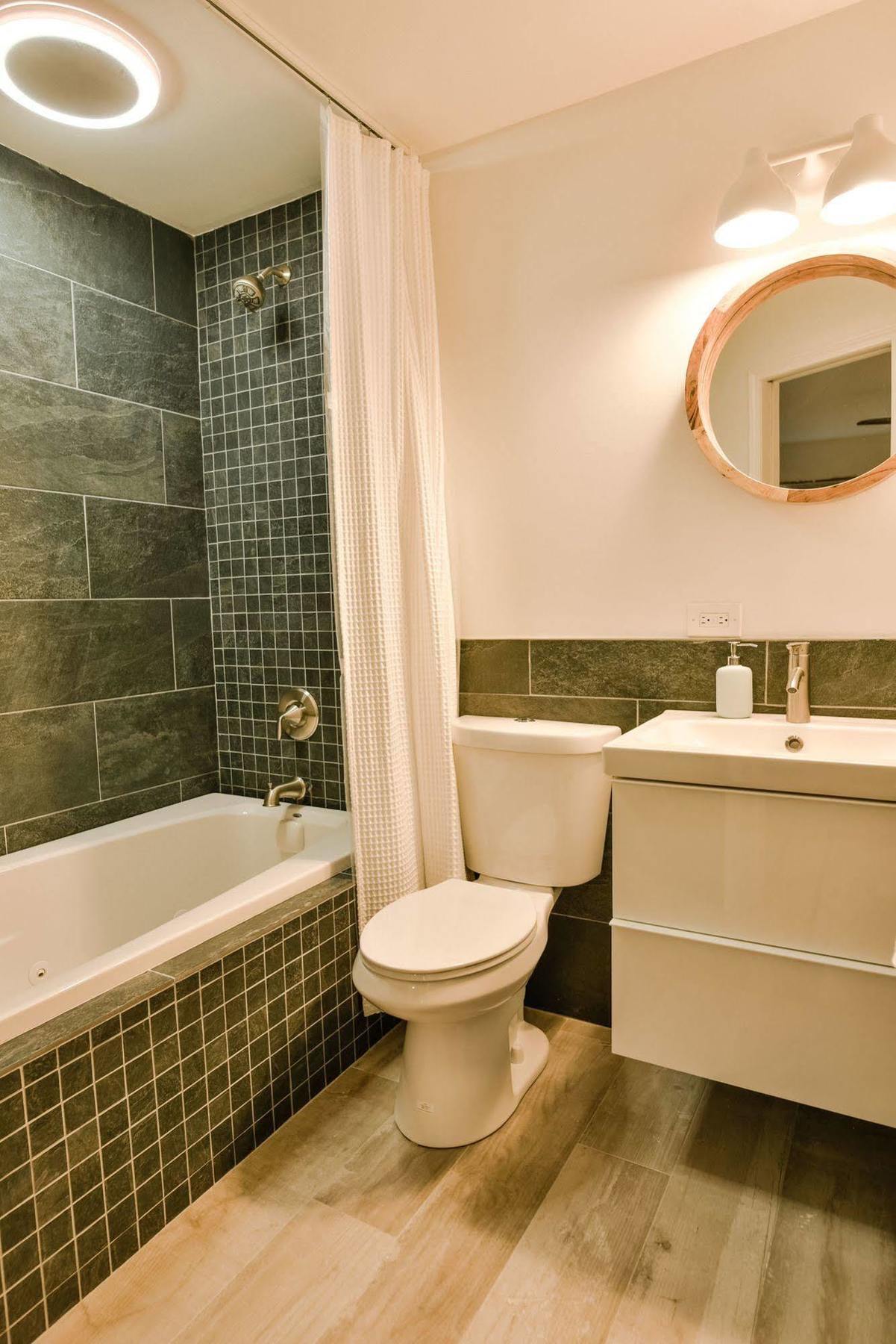 Crystal Cove Hotel Nazareth