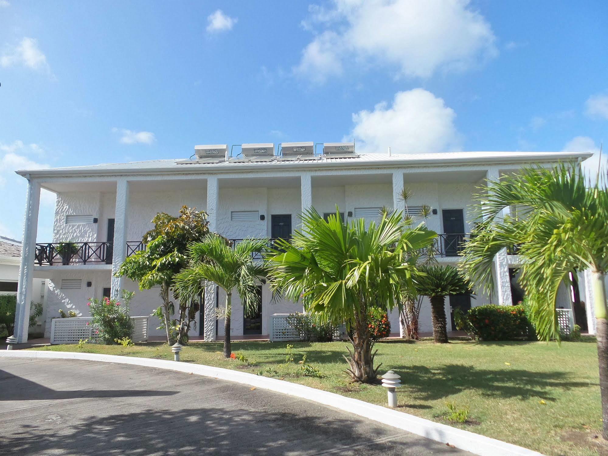 Coyaba Resort 4*