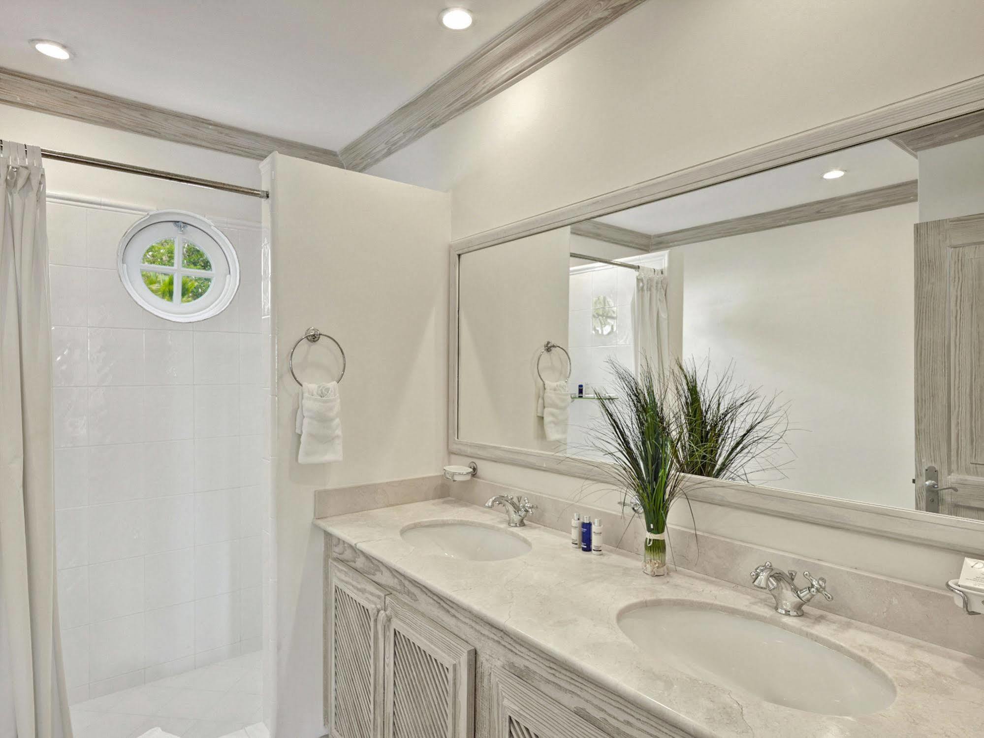 Royal 7 Guest house Westmoreland
