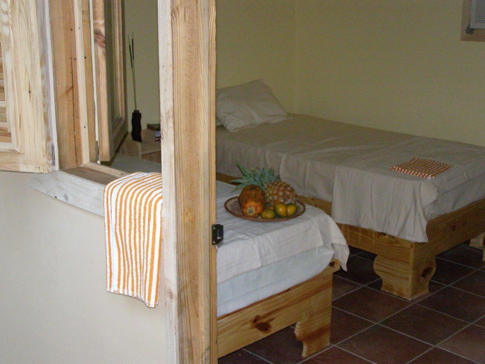 Loro Tuerto Hotel 2*