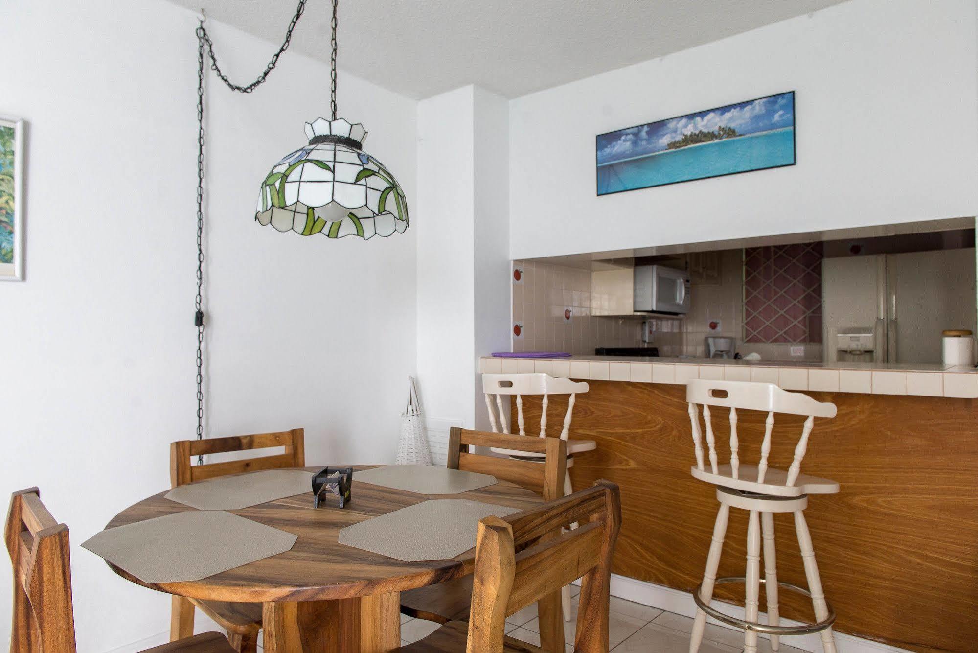 Coral Reef Beach Suite At Montego Bay Club Resort Hotel 2*