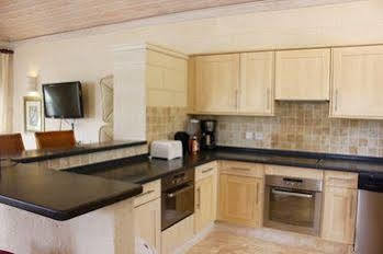 Royal 7 Guest house Westmoreland