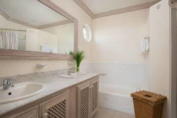 Royal 7 Guest house 4*