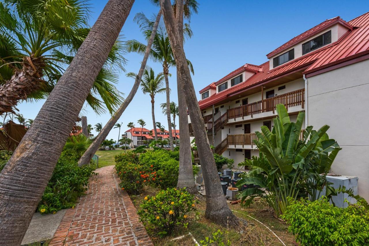 Resort Sapphire Beach