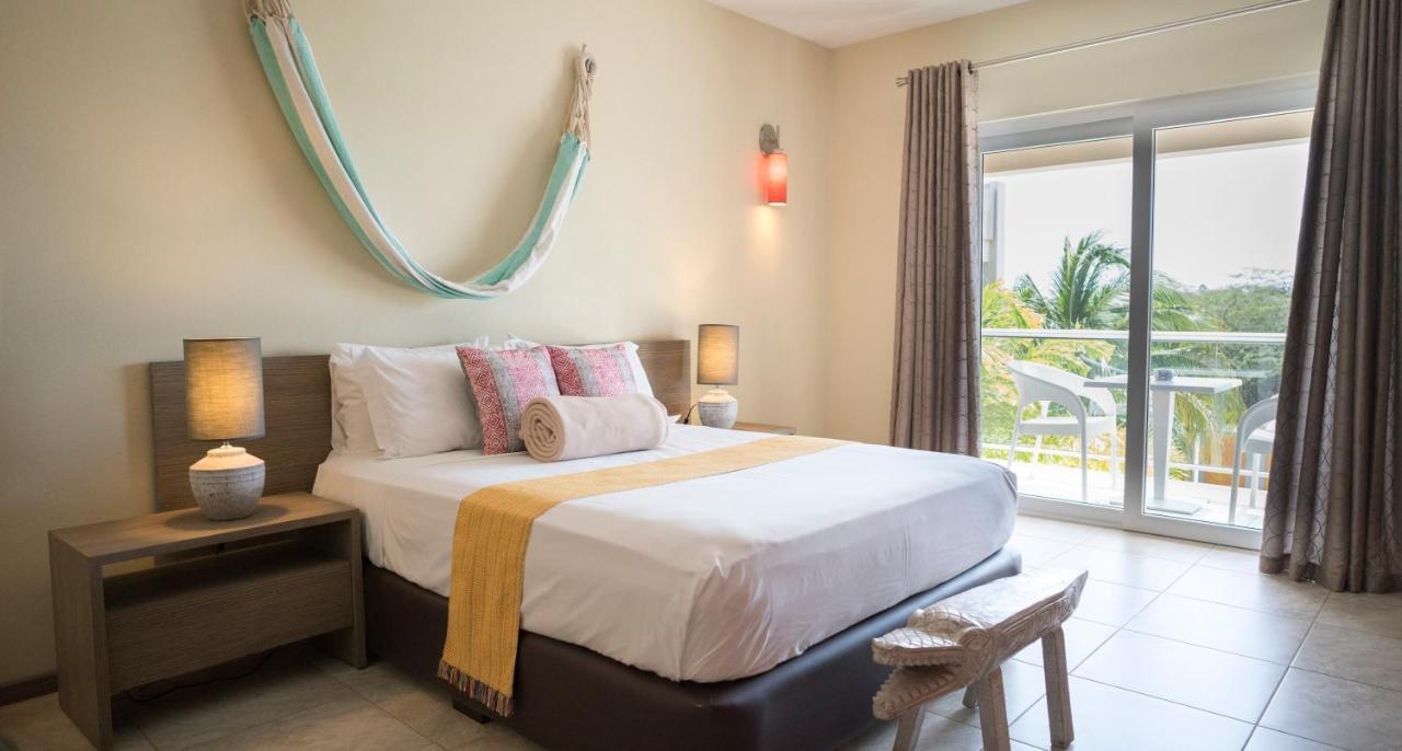 Costa Esmeralda Village Apartment *