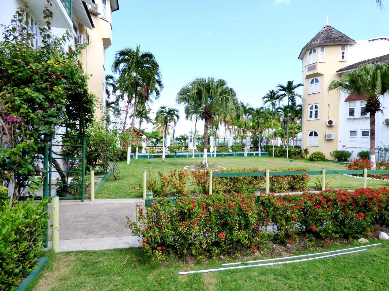 Aparthotel 10