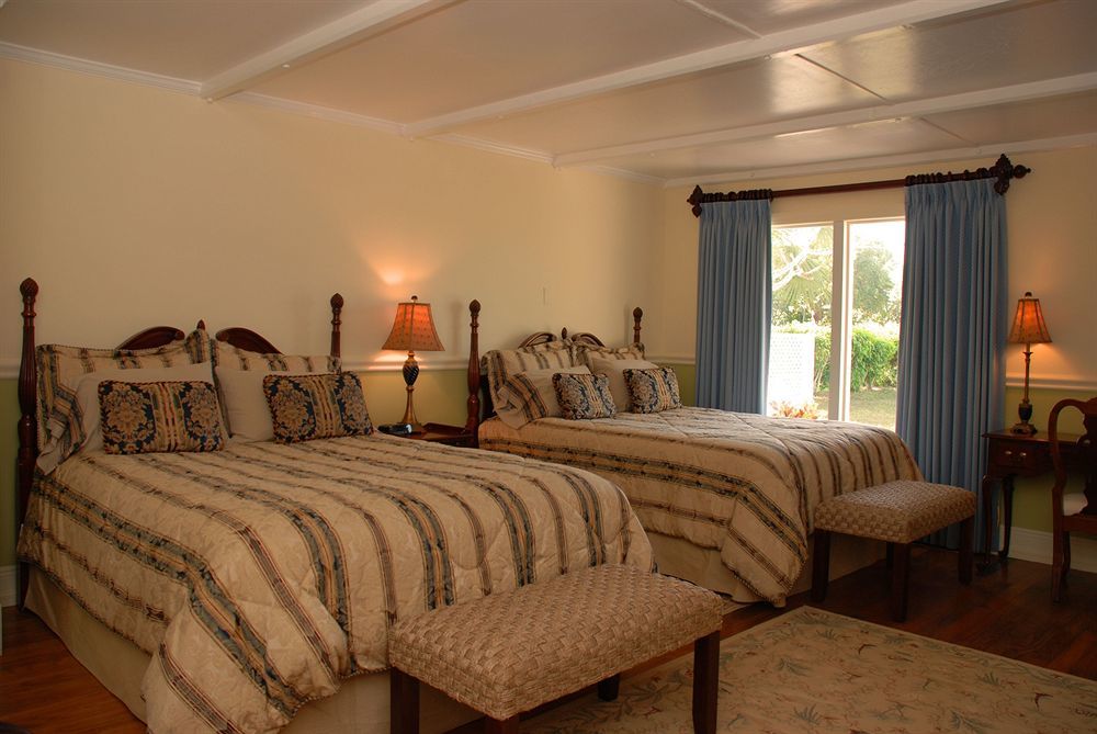 Green Turtle Club & Marina Resort