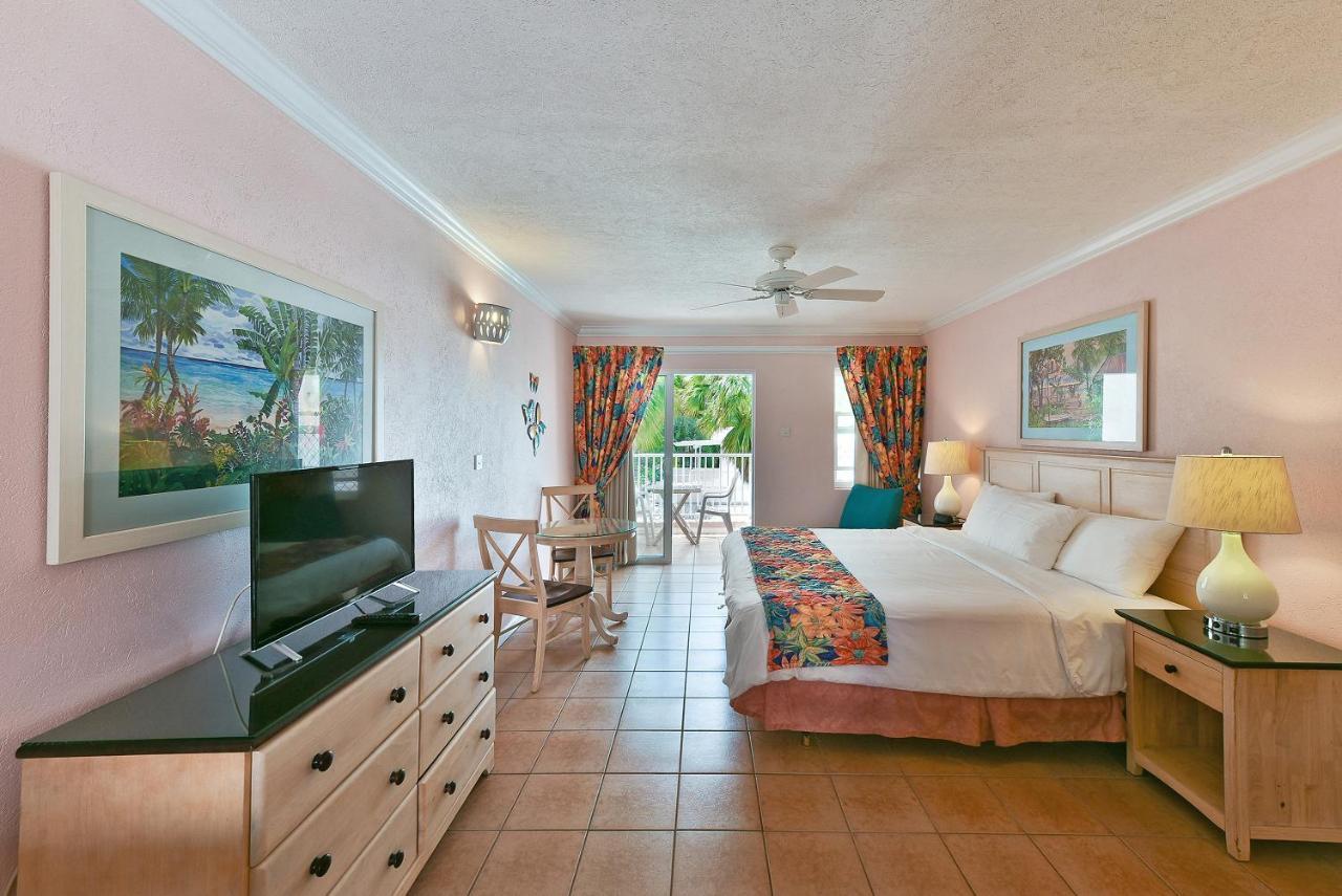 Hotel Butterfly Beach 3*