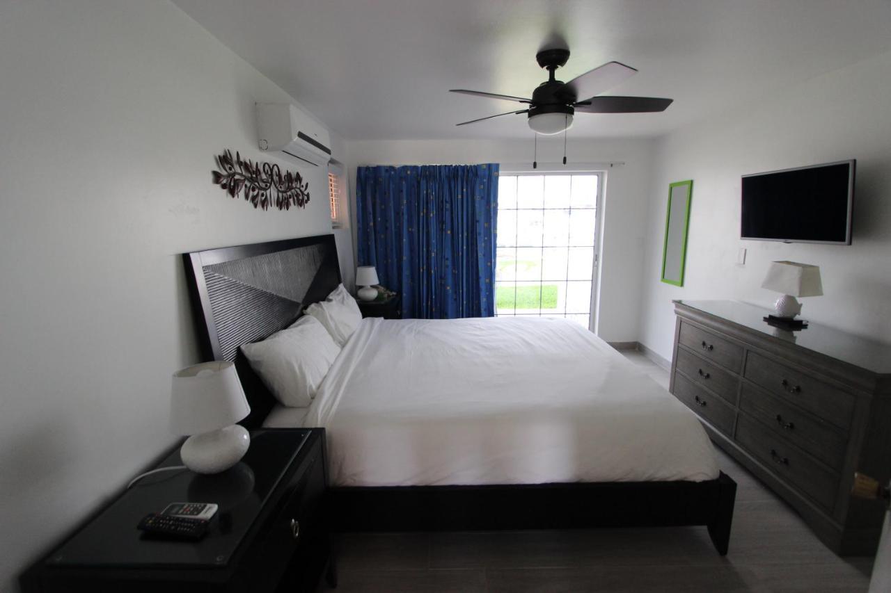 Ocean Reef Yacht Club & Resort 3*