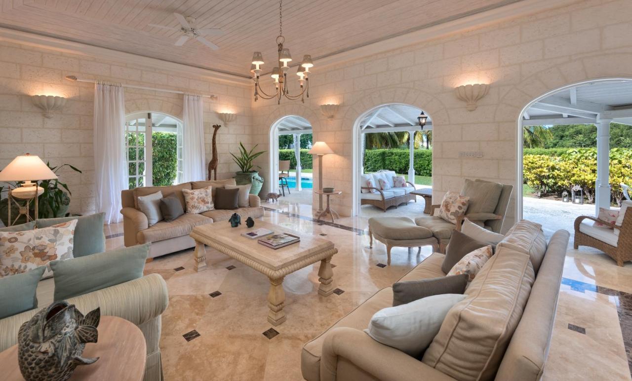 Coconut Grove 1, Luxury By Island Pousada *