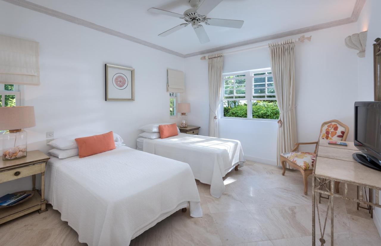 Pousada Coconut Grove 1, Luxury By Island