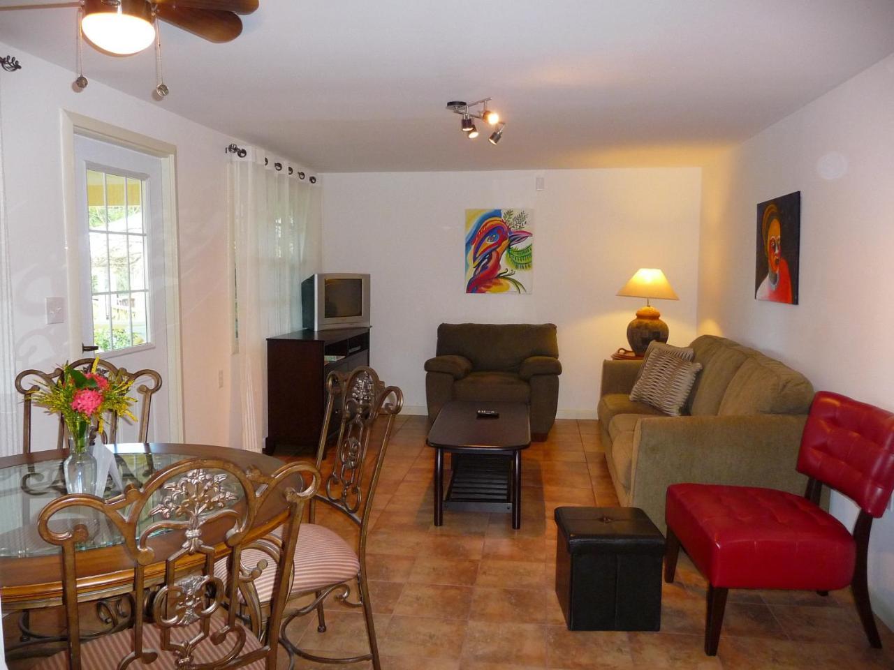 Yepton Estate 3*