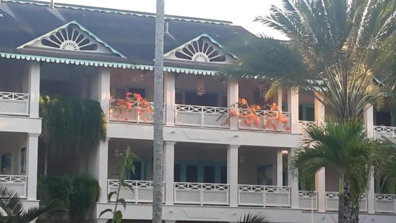 La Dolce Beachfront Hotels, Terrenas, Samana Apartamento *