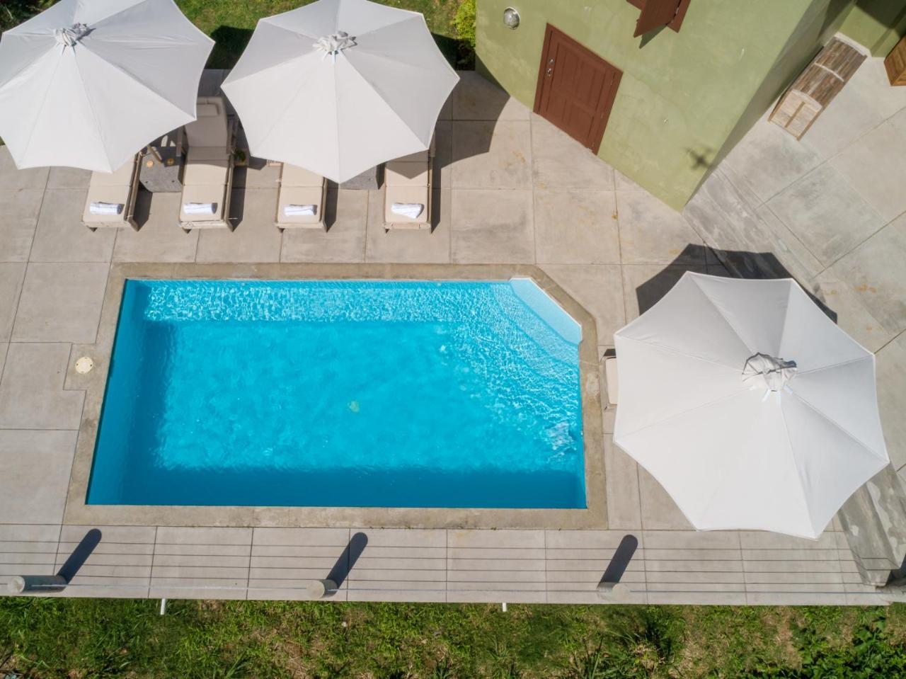 Hotel Pagua Bay House - Oceanfront Cabana's